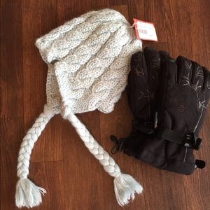 The North Face Peruvian Cable Knit Beanie NWT