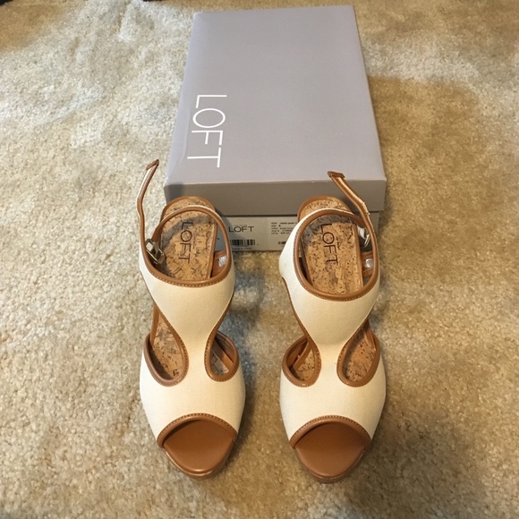 Loft Isabelle Canvas T Strap sandal