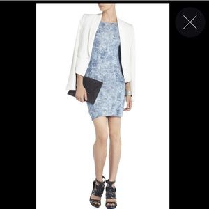 BCGG Christa Raglan-Sleeve Tunic Dress in blue