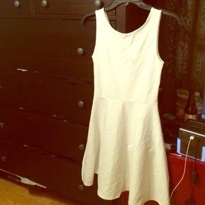 White skater dress size 8 from H&M *never worn*