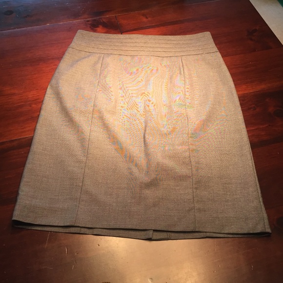 H&M Gray lined work skirt