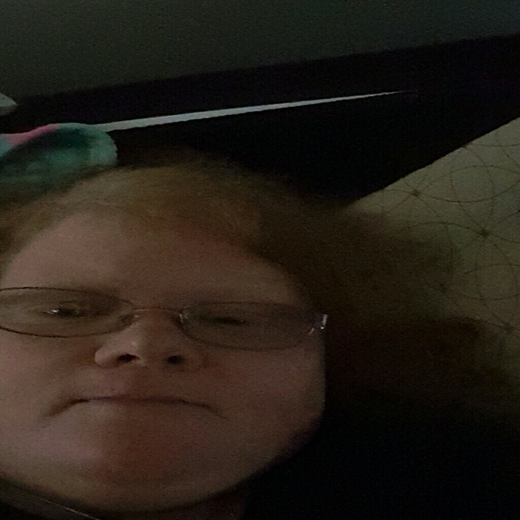 Meet your Posher, Jennifer - Picture 1 of 1