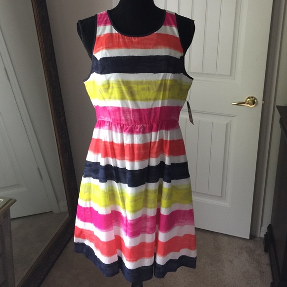 Crown & Ivy color stripe dress. Side pockets