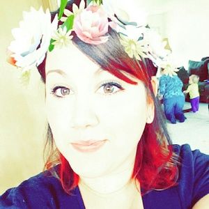 Meet your Posher, Lauren