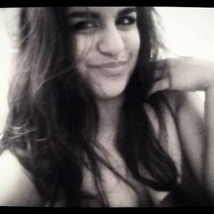 Meet your Posher, Ariel