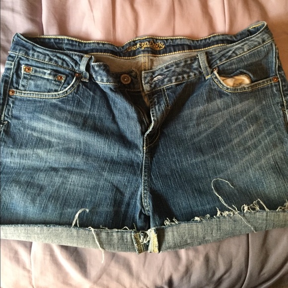 American eagle cut off jeans