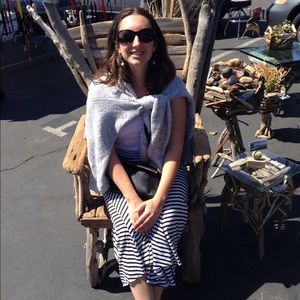 Meet your Posher, Julia