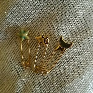 Decorative safety pins