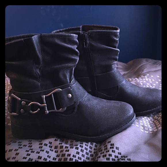 Maurices booties