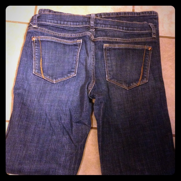 Old navy size 6 mid rise flare and sz 7.5 shoes