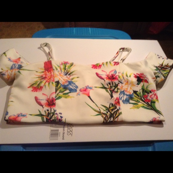 Floral Spring Top Brand New With Tags
