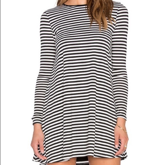 Striped 3/4 sleeved shift dress
