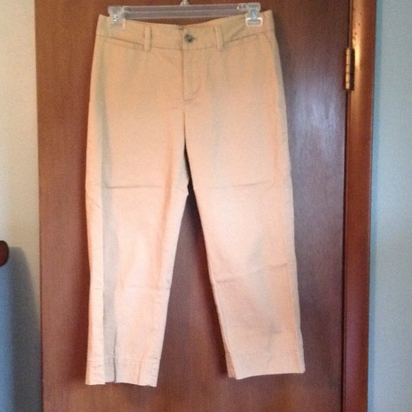 Khakis Colored Dress Capris
