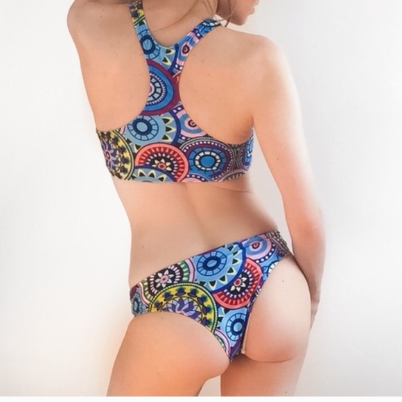 Floral Print Bikini Swimsuit Set - Picture 3 of 8