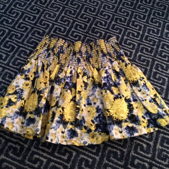 Fun and flirty skirt!
