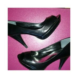 Style & Co. Leather Peep Toe Pumps