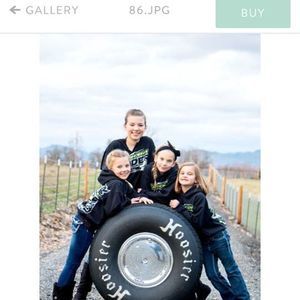 Meet your Posher, Tiffany