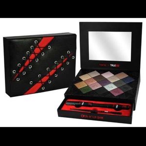 Tarte True Blood palette