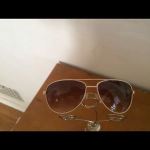 Daisy Fuentes Sunglasses