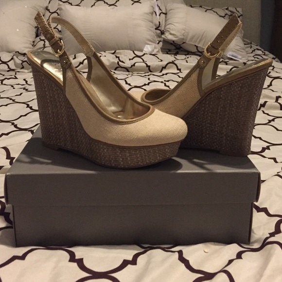 Guess Neutral wedges. Goes with everything!