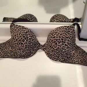 PINK Victoria Secret bra!