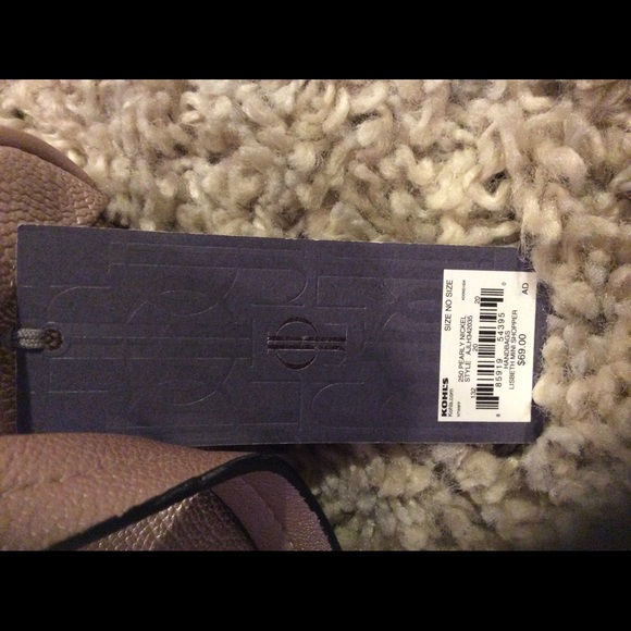 JLo Handbag! - Picture 4 of 4