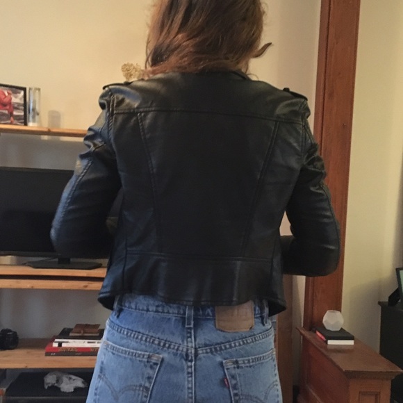 Additional Photos of Leather Jacket - Picture 3 of 3