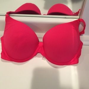 PINK Victoria Secret bra!