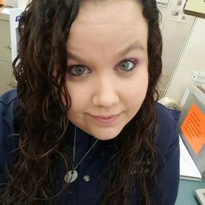 Meet your Posher, Kendra