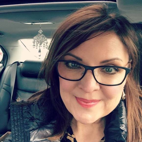 Meet your Posher, Rebecca