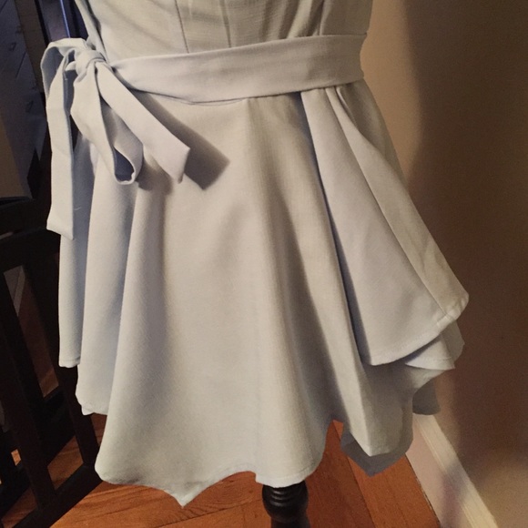 Figure flattering uneven hem blouse - Picture 2 of 3