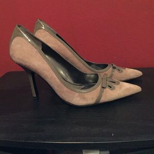 Bandolino pointed toe heels