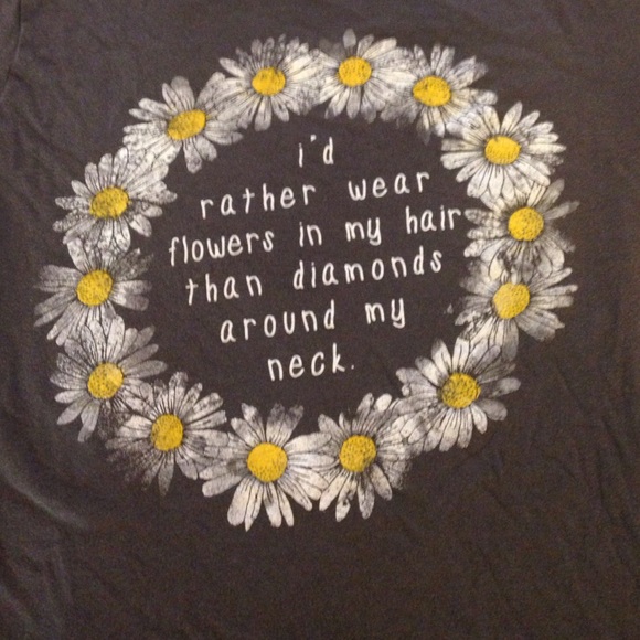 SOLD on mercarii - Picture 2 of 3