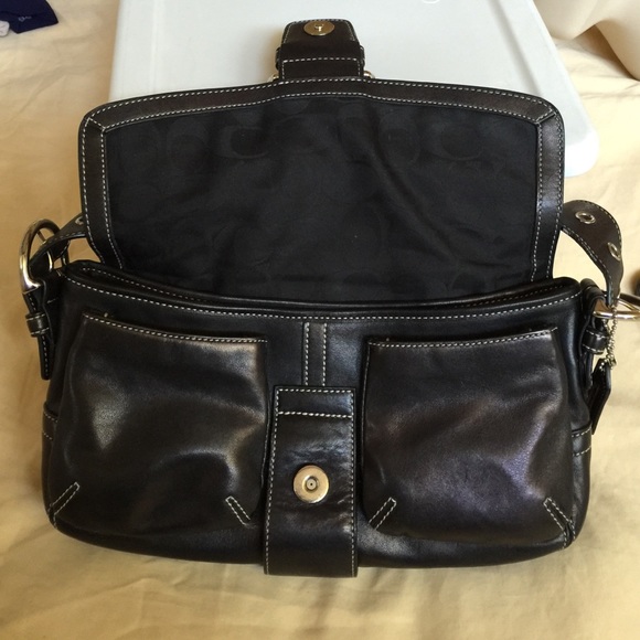 Coach purse - Picture 3 of 4