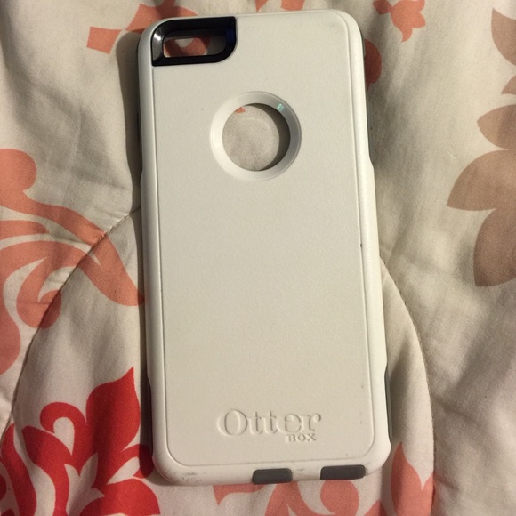 iPhone 6 Plus otter box
