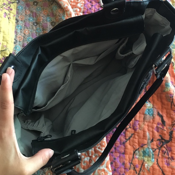 Petunia pickle bottom diaper bag - Picture 3 of 4