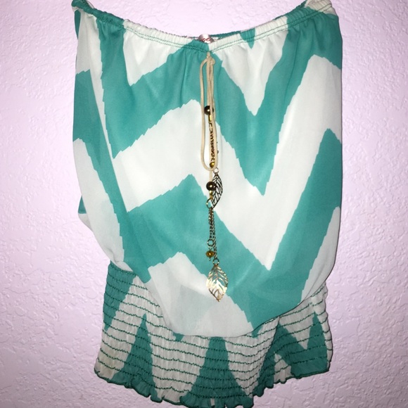 Strapless chevron top