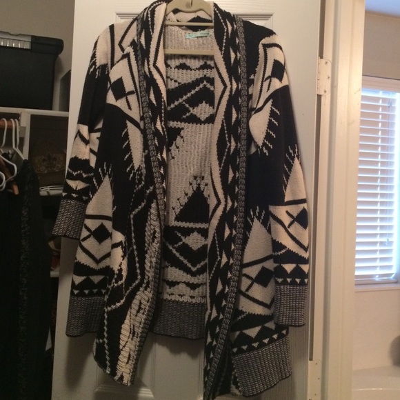 Womens Aztec sweater/ cardigan