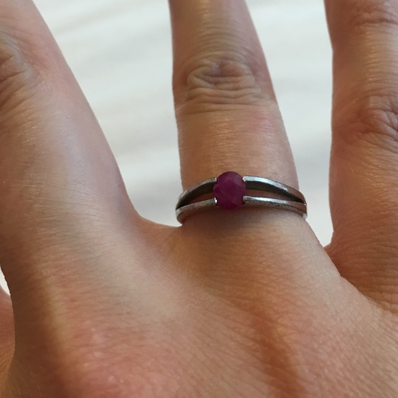 Ruby silver ring size 7 - Picture 4 of 4