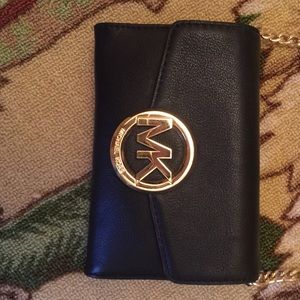 Michael Kors authentic wallet on chain