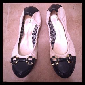 NWOT Tahari flats