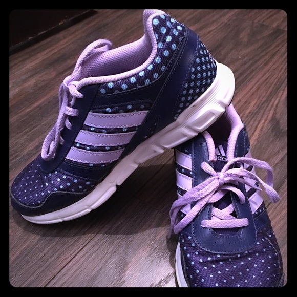 Adidas Ortholite stripe tennis like new