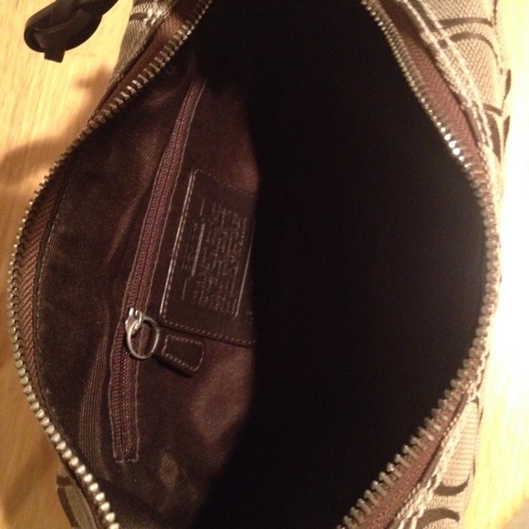 Brown Coach Small Signature Shoulder Bag - Picture 2 of 3