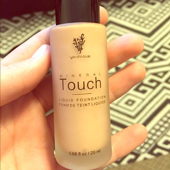 Mineral touch foundation!