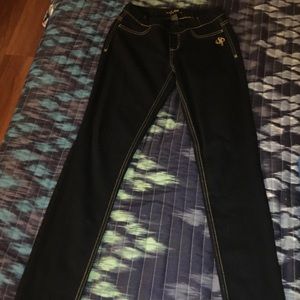 Stretchy jeans