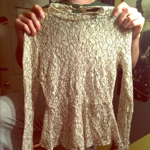 Long sleeve lace peplum size M forever 21