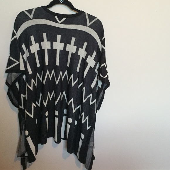 🌙 Forecastle Cardigan 🌙 - Picture 2 of 2
