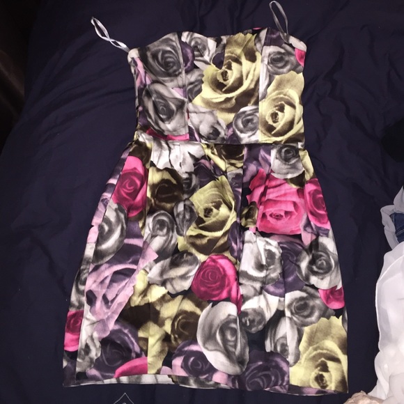 A cute springy/summer dress!