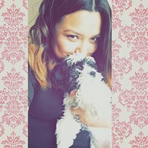 Meet your Posher, Estefany