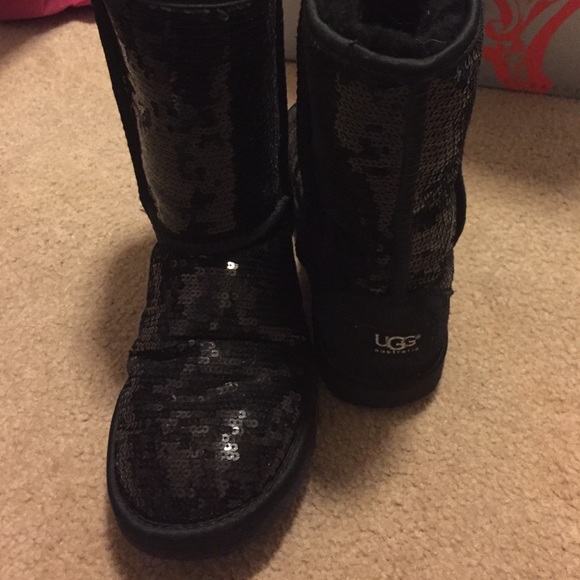 sequin uggs size 5 sequin uggs size 5
